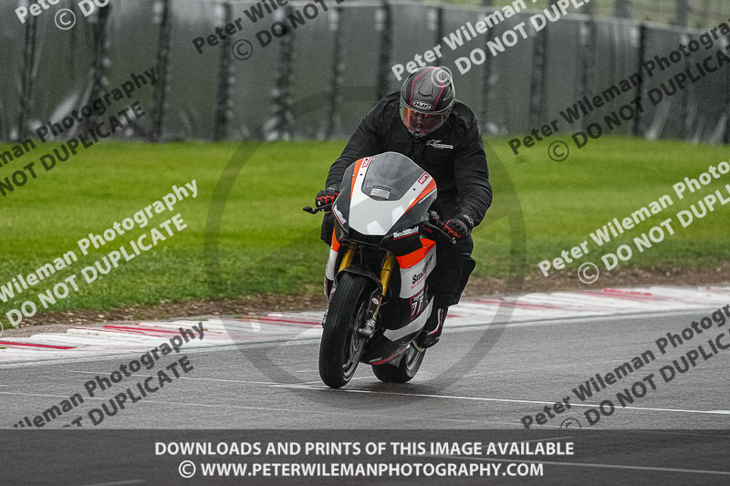 donington no limits trackday;donington park photographs;donington trackday photographs;estoril;event digital images;motorbikes;no limits;no limits trackdays;peter wileman photography;portugal;trackday;trackday digital images;trackday photos